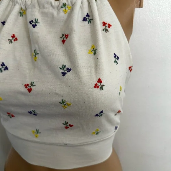 Vintage 1970’s JCPenny Halter Top Embroidered Adjustable 70s Woodstock style Guc - Picture 5 of 9
